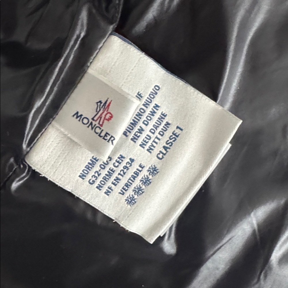 Moncler women’s puffer jacket $2000 size 0 - Picture 8 of 10